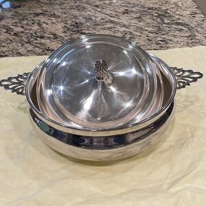 Sheffield Silver vegetable bowl with lid
